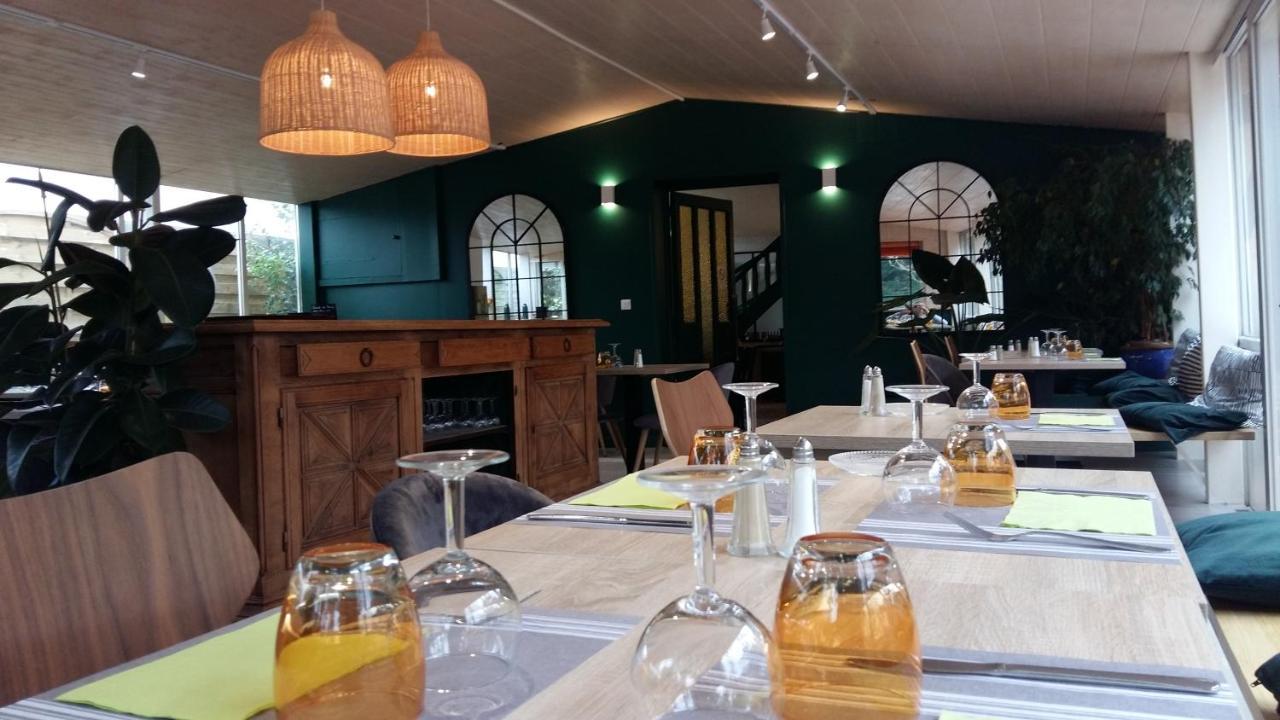 Logis Hotel Le Chene Vert Bollène Eksteriør bilde